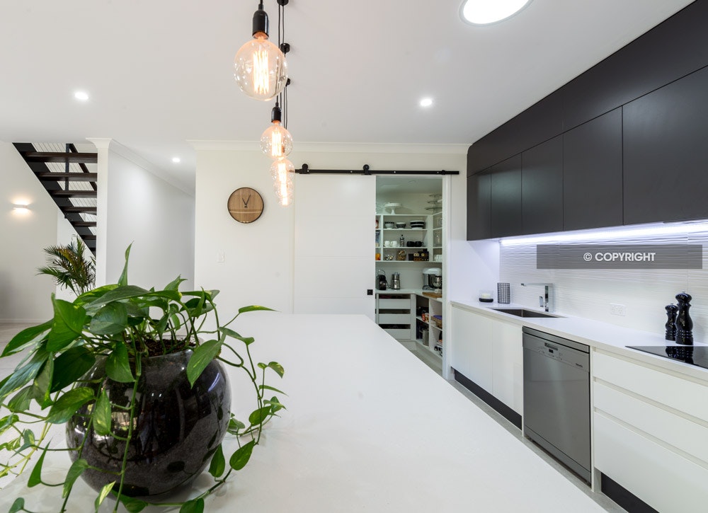 _DSC1171wr - Gaye Gee of Brisbane Commercial Photography shooting for Karen Manley of Manley Homes for their Mt Gravatt project